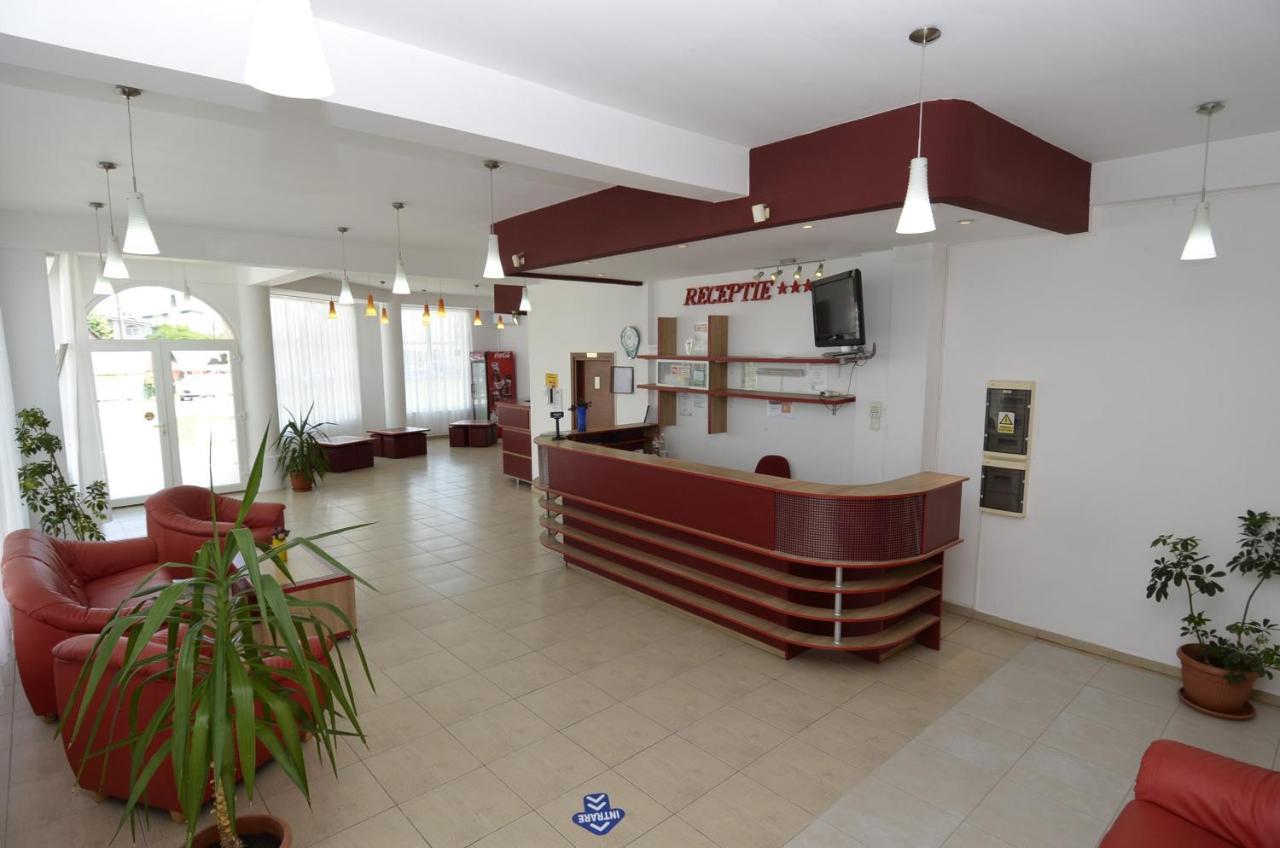 Hotel Intim Costinesti Exterior foto